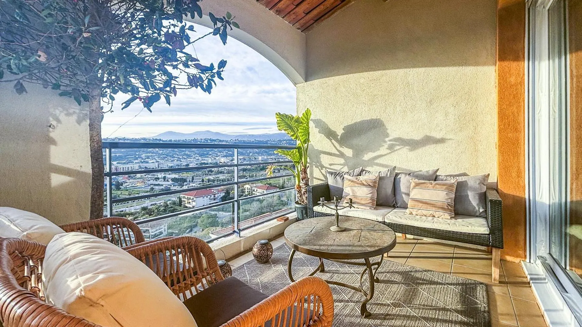 Apartment Evasion Vue Mer - Wifi, Piscine, Parking, 4Pers Nice